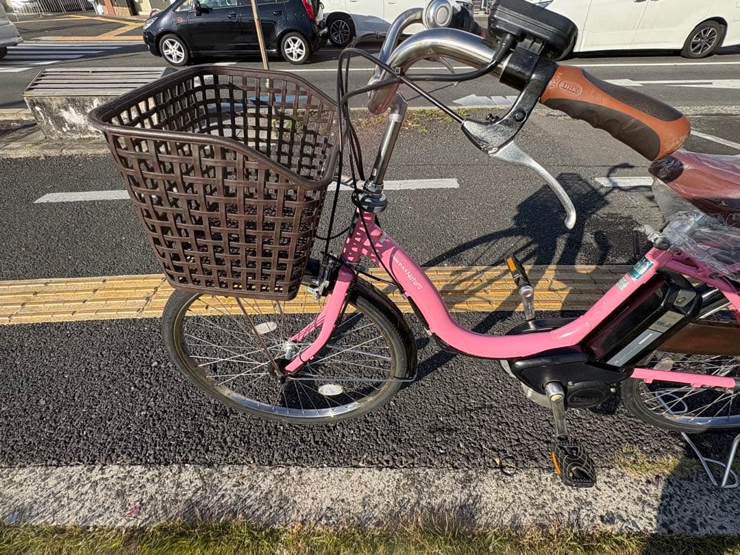 中古24インチYAMAHA電動アシスト自転車　8.9Ah 大阪