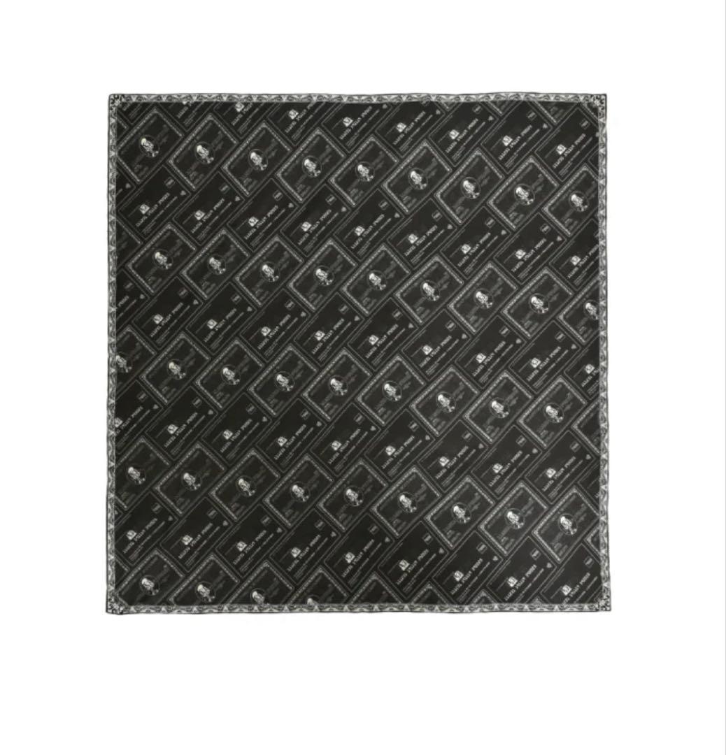 〈BREATH/ブレス〉BLACK CARD SILK SCARF 完売品 Silky Satin Edge Scarf - Black | KISS Colors & Care – KISS USA