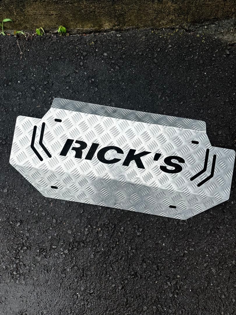 リミテッドチトセ RICK'S スキッドプレート　アルミ製　Amuro様 リミテッドチトセ RICK'S スキッドプレート アルミ製縞板純正カラーNo