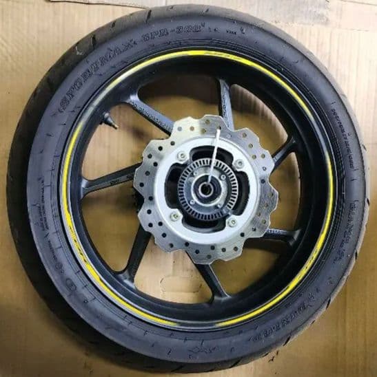 期間限定値下 CBR250RR MC51 ホイール リア タイヤ付き HONDA - メルカリ