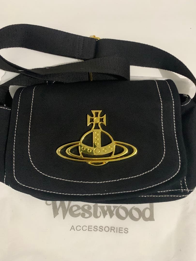 ヴィヴィアンウエストウッドショルダーバッグ　バック Vivienne Westwood（ヴィヴィアンウエストウッド） ショルダーバッグ