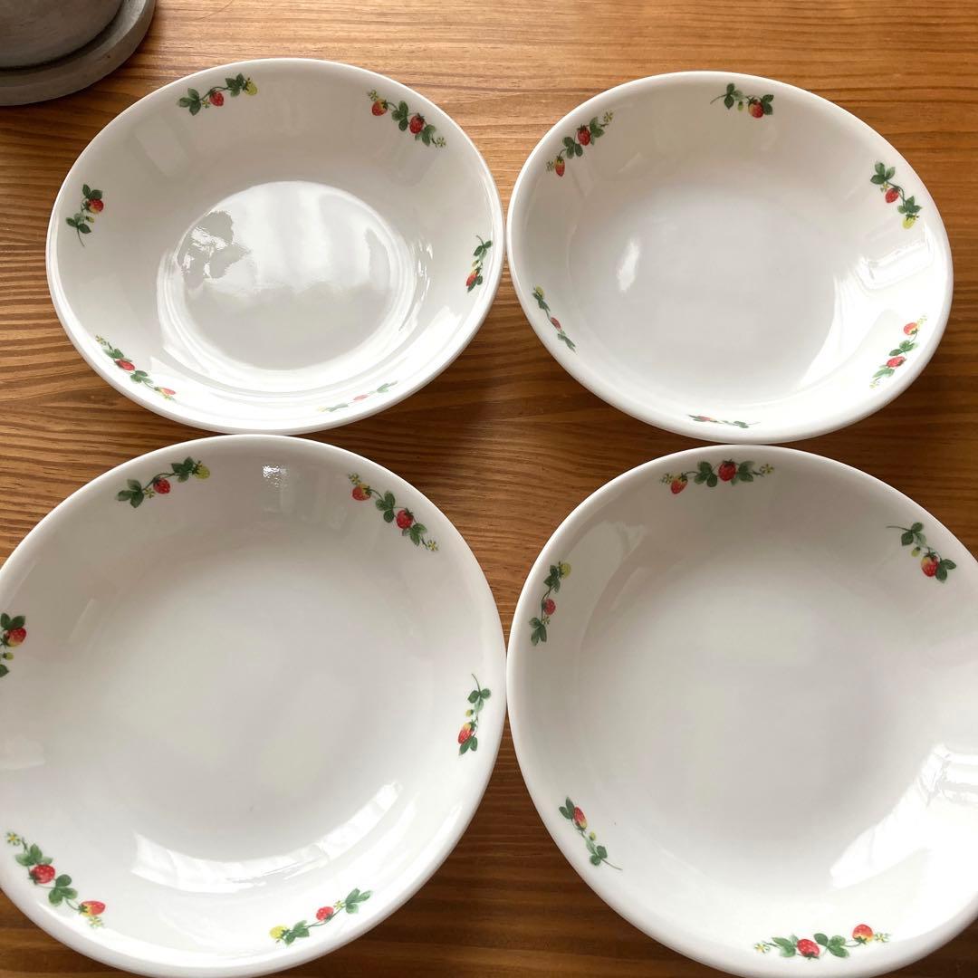 CORELLE コレール スウィートストロベリー 深皿 小 - メルカリ