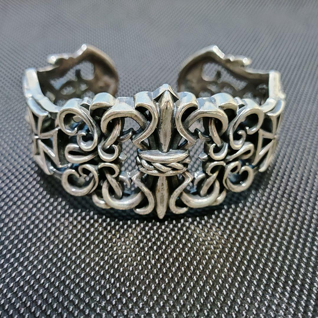 アクセサリー KIK