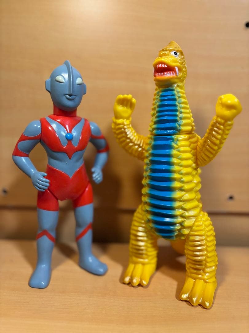 ブルマァク ソフビ ウルトラマン レッドキング 復刻版 スタンダードサイズ レッドキング 当時物マルサン製&ブルマァク復刻製 スタンダード