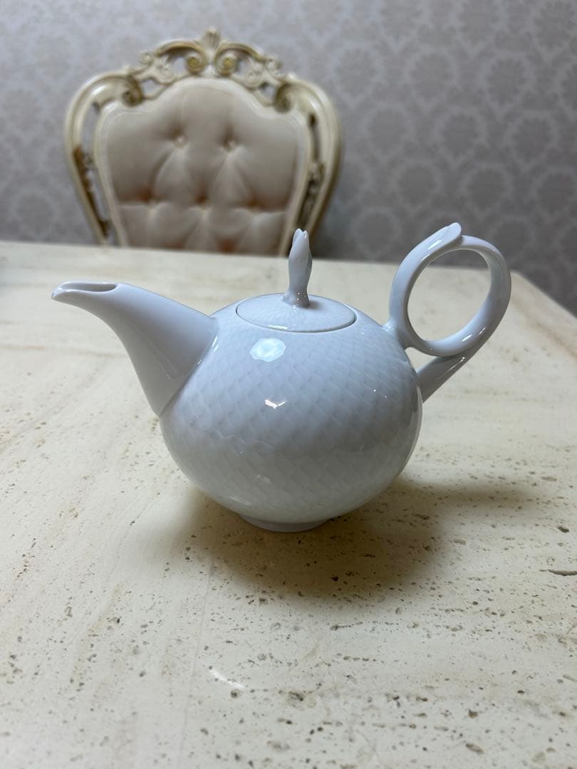 マイセン　波の戯れ　ティーポット マイセン 波の戯れ ホワイト ティーポット 000000/29727 | 波の戯れ