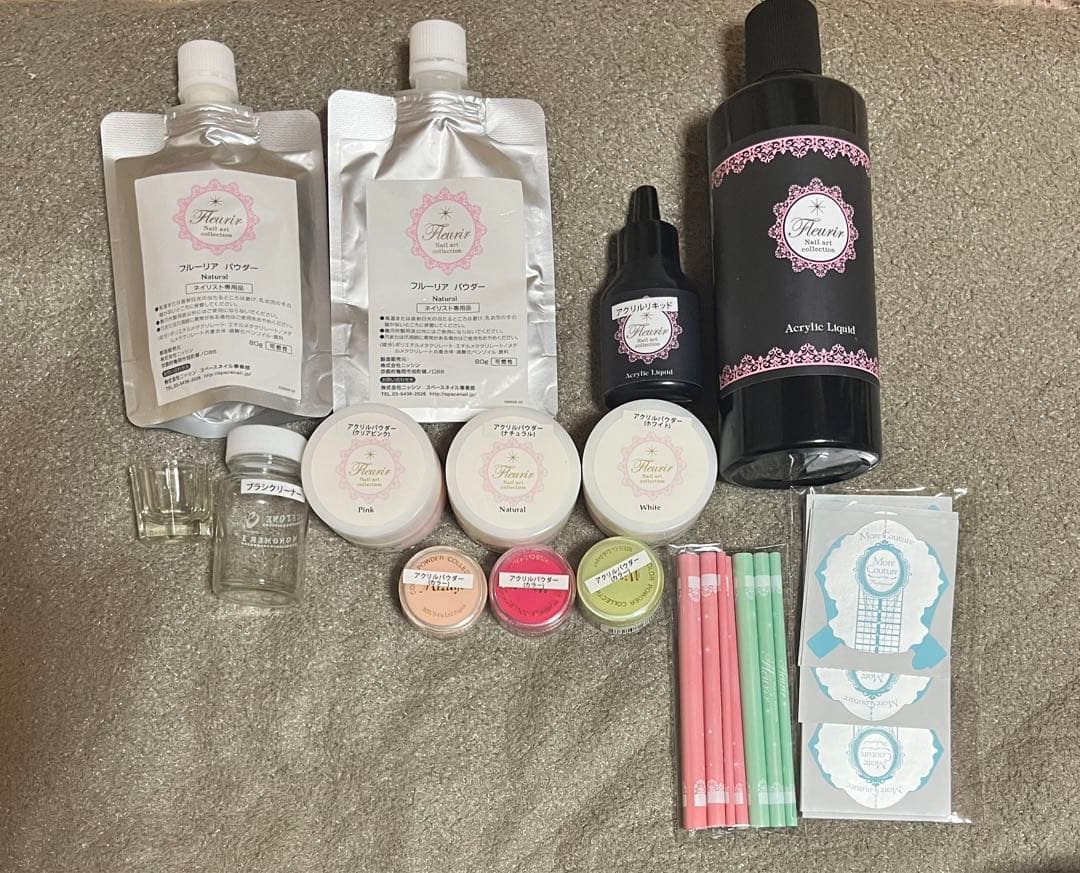 ネイル 1級 まとめ売り 通いやすさ」と「高品質」を両立する革命ネイルサロン 「はあとねいる