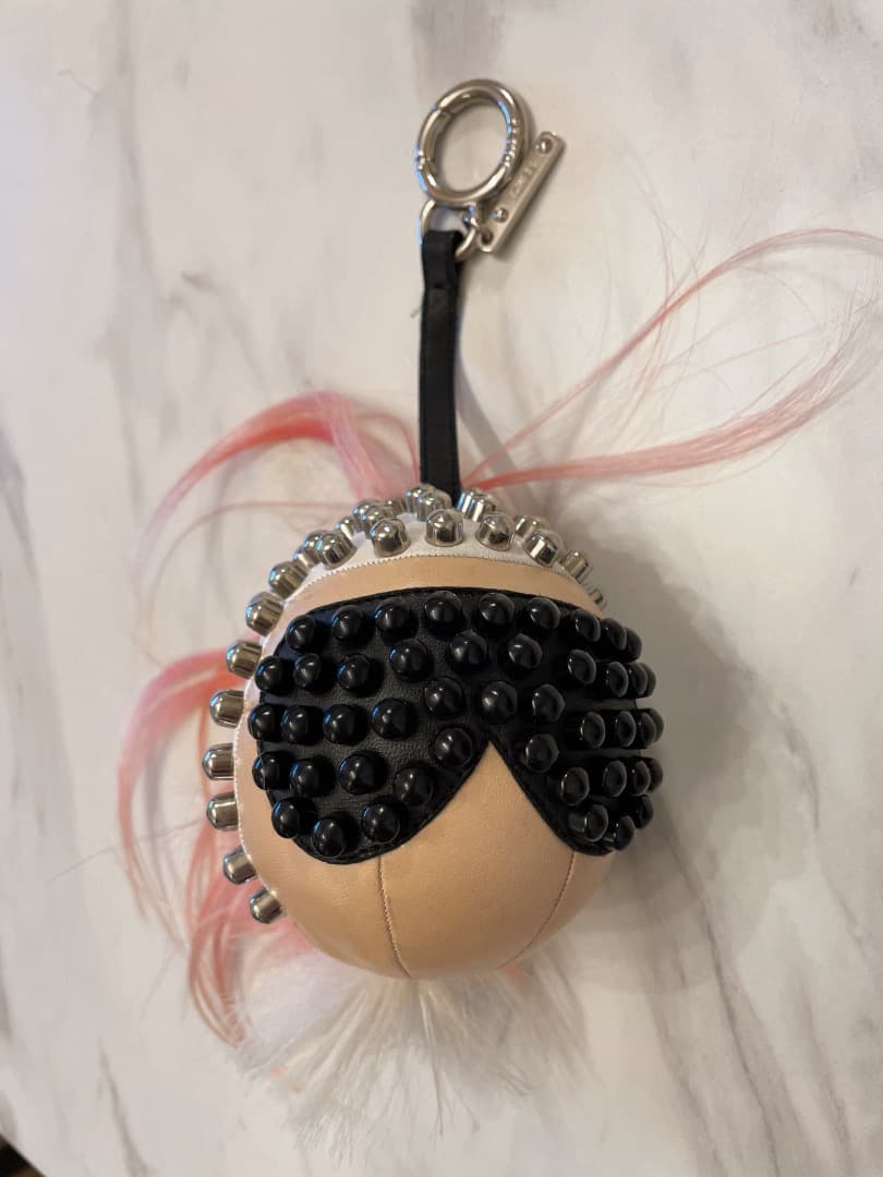 FENDI チャーム カールラガーフェルド s-l1200.png