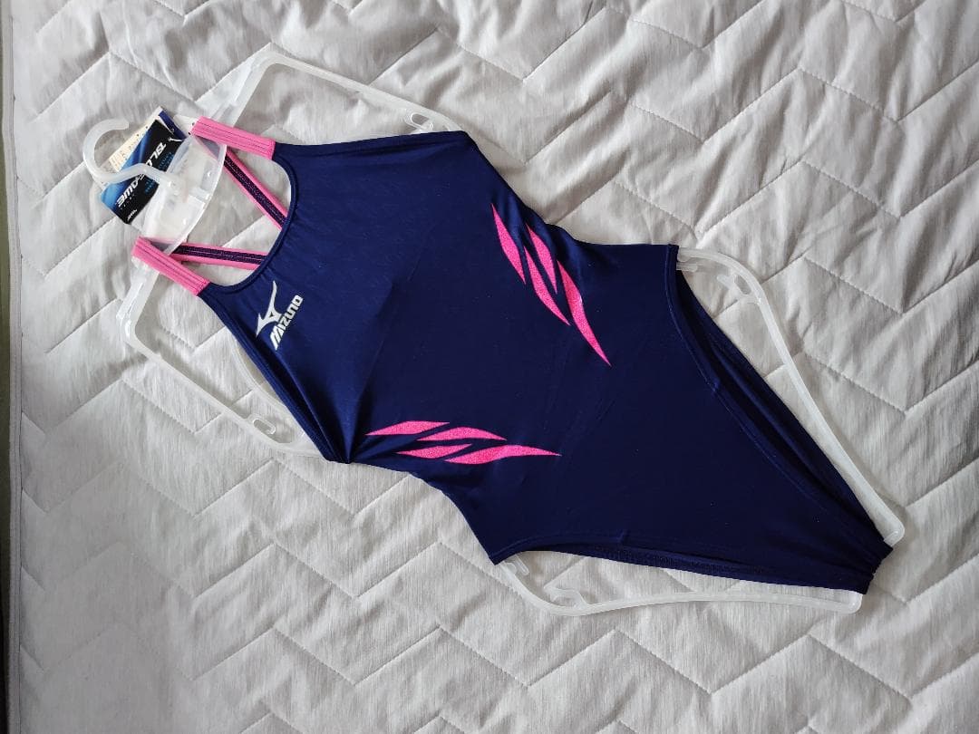 Mizuno スポーツ用水着 ウロコ ネイビー/ピンク 競泳水着 - メルカリ