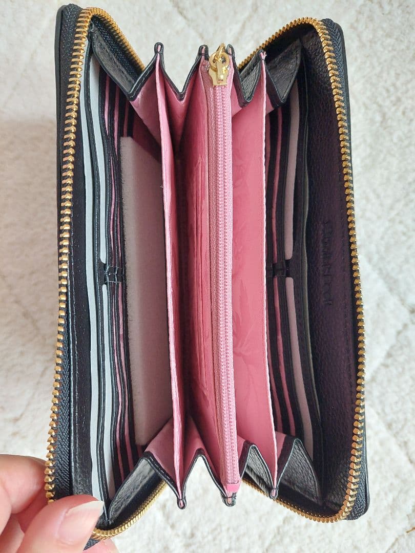 ✨未使用品✨Think Bee ！のチェストフィオーレ ラウンドファスナ一