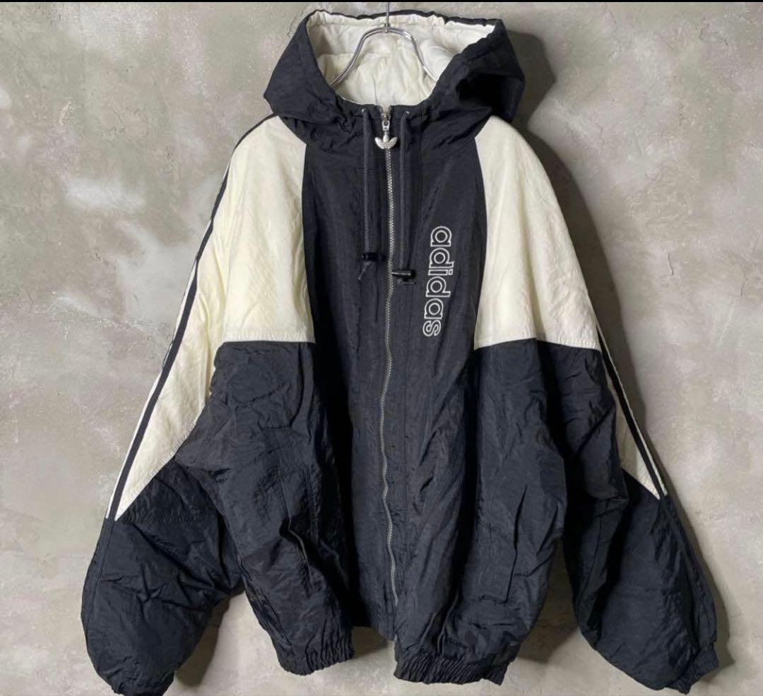 80sヴィンテージ 万国旗 トレフォイル 中綿ジャケット モノトーン