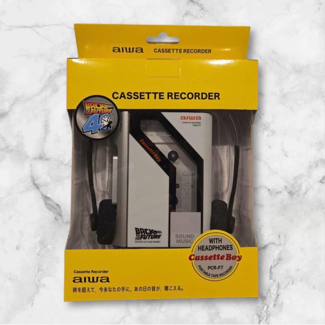新品未開封 バック・トゥ・ザ・フューチャーのコラボ商品、カセットプレイヤー バックトゥザフューチャー ポータブルカセットプレーヤー ドンキ