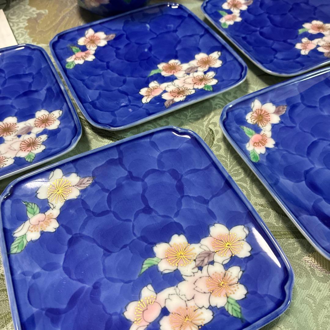 中古品！ 深川製磁 桜花紋 角皿 湯呑み 重箱 桜 花柄 青色