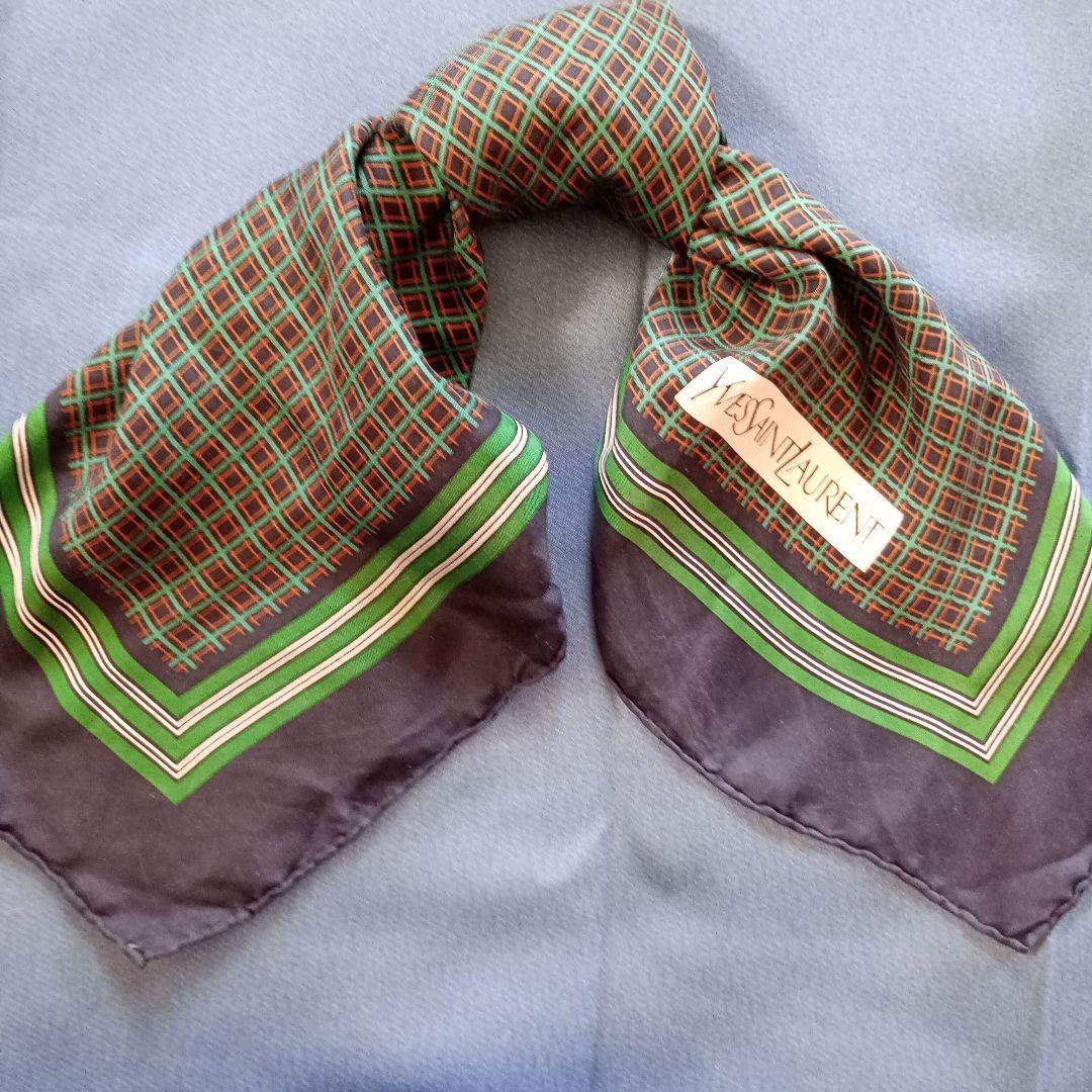 Yves Saint Laurent チェック柄スカーフ - メルカリ