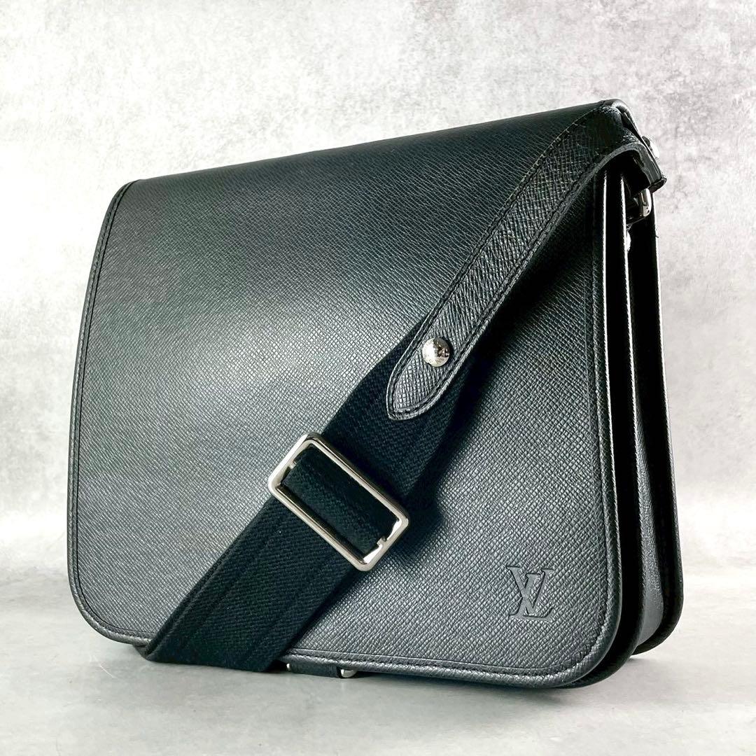 超極美品✨ルイヴィトンタイガ アンドレイ M32482 ショルダーバッグ