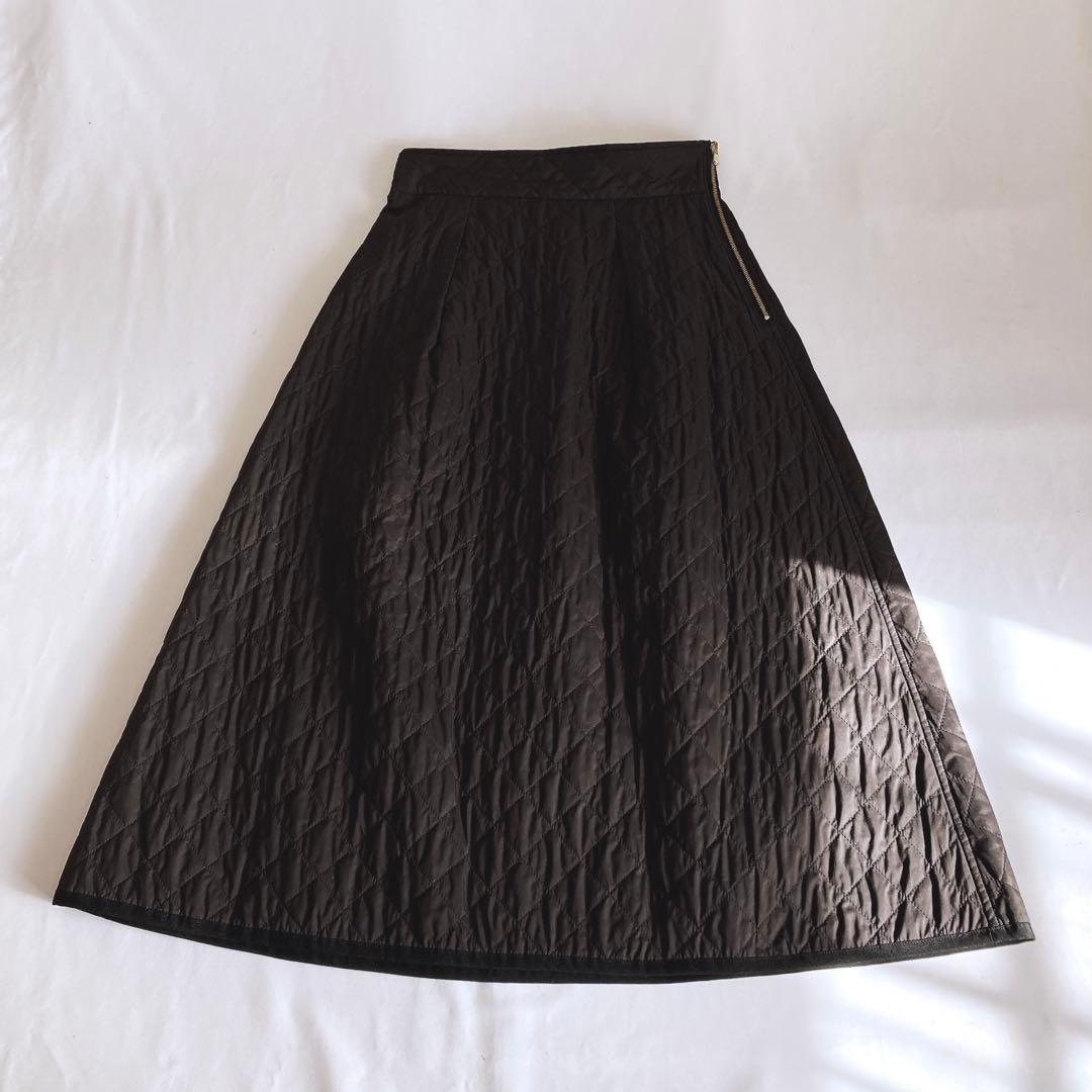 極美品 ブルーレーベルクレストブリッジ キルティングのリバーシブル