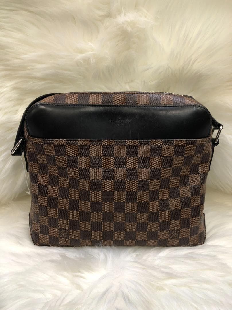 LOUIS VUITTON ルイヴィトン ダミエ ジェイクメッセンジャーPM LOUIS VUITTON】ルイヴィトン『ダミエ ジェイク メッセンジャーPM