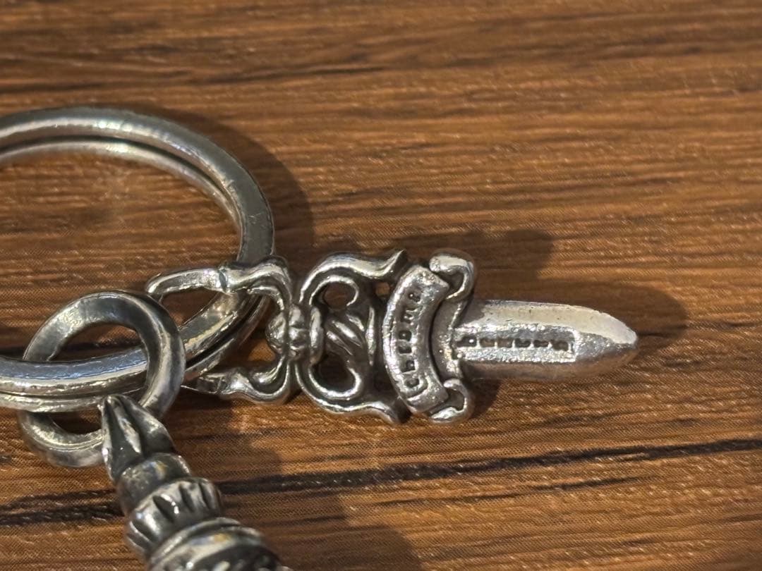 様 クロムハーツ クロウ&ダガーキーリング 最終価格 - メルカリ