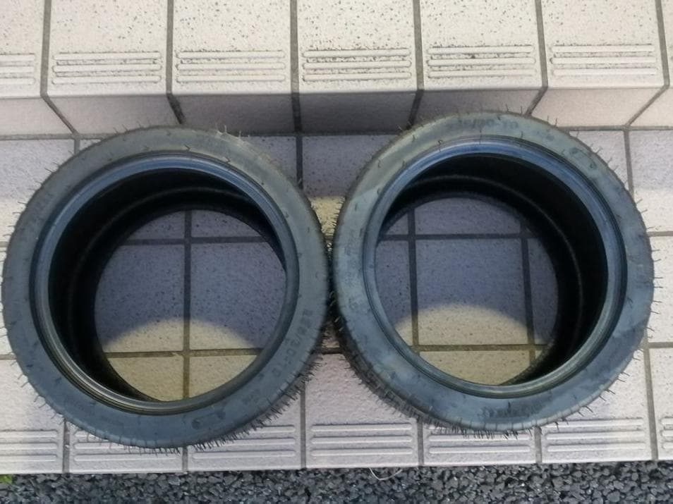 新品 235-30-10 チューブレスタイヤ 2本 ATV ジャイロ トライク Amazon | PHOENIX 超扁平 チューブレス タイヤ 10インチ 235-30-10 2本