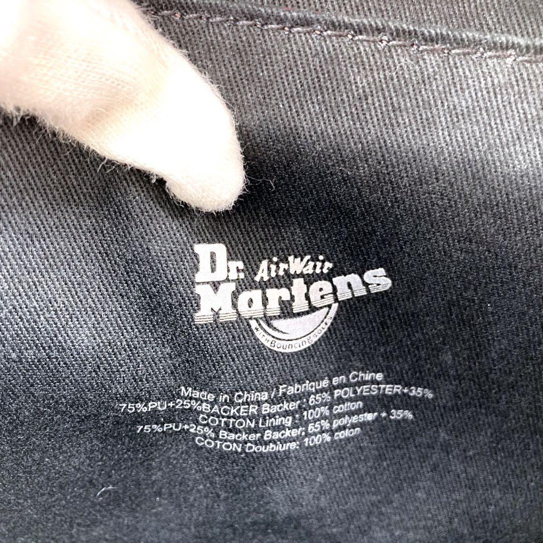 ドクターマーチン　サッチェルバッグ　7インチ　チェリーレッド　ショルダーバッグ