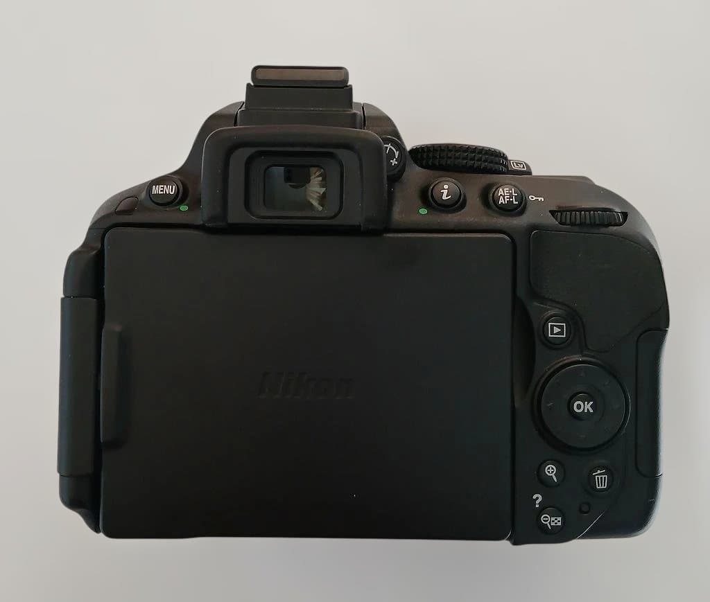 デジタルカメラ Nikon D5300