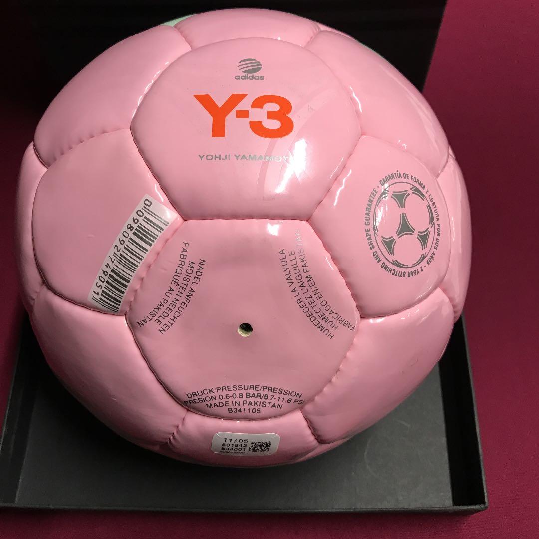 Y3(ヨウジヤマモト)×アディダス コラボ サッカーボール(非売品) - メルカリ