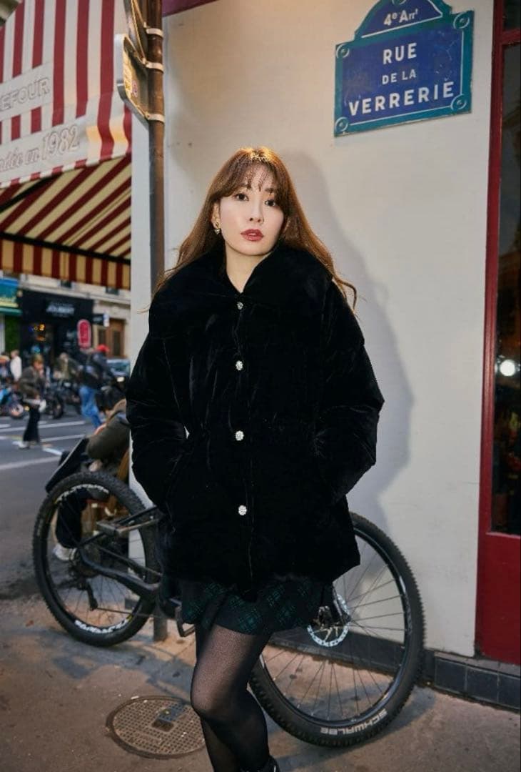 Bijou-Button Velour Down Jacket - メルカリ