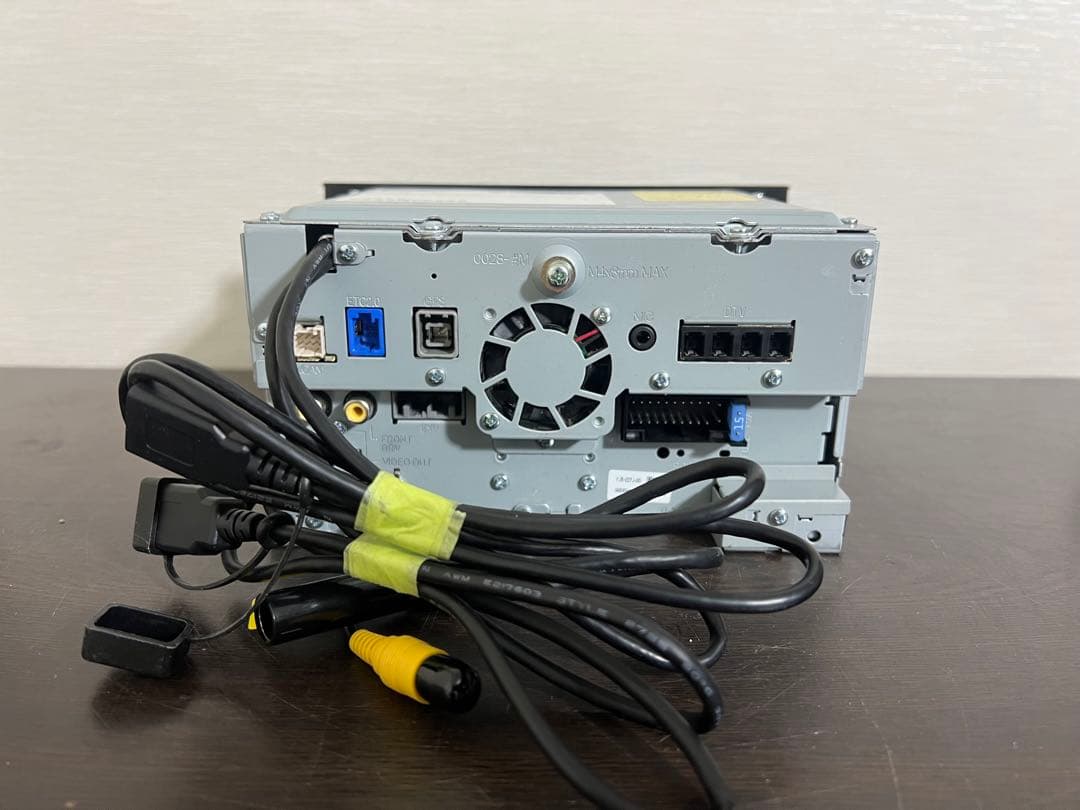 KENWOOD MDV-S706W カーナビ 地図データ2018年式 動作確認済