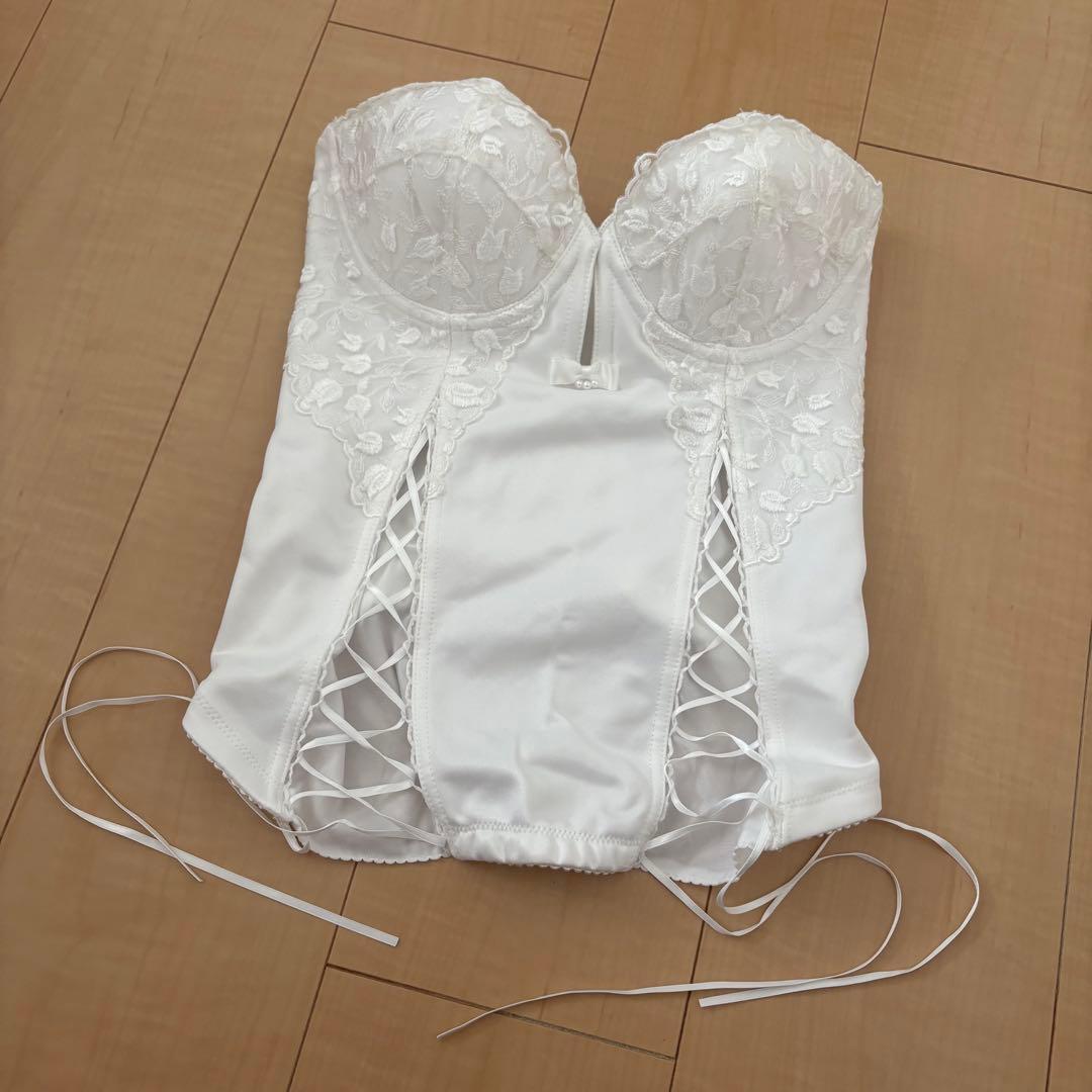 ブライダルインナー the treat dressing c65 - メルカリ