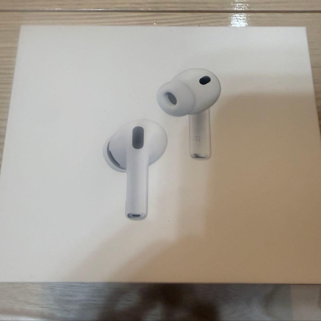 山*鶏様 値下げ済み！！AirPods pro3 新品未使用 アップル(Apple) MTJV3J/A AirPods Pro (第2世代) MagSafe充電ケース