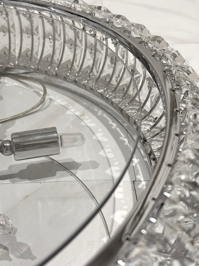 定価29.7万 美品 新品LED12本付♪YAMAGIWA シャンデリア リリア - メルカリ