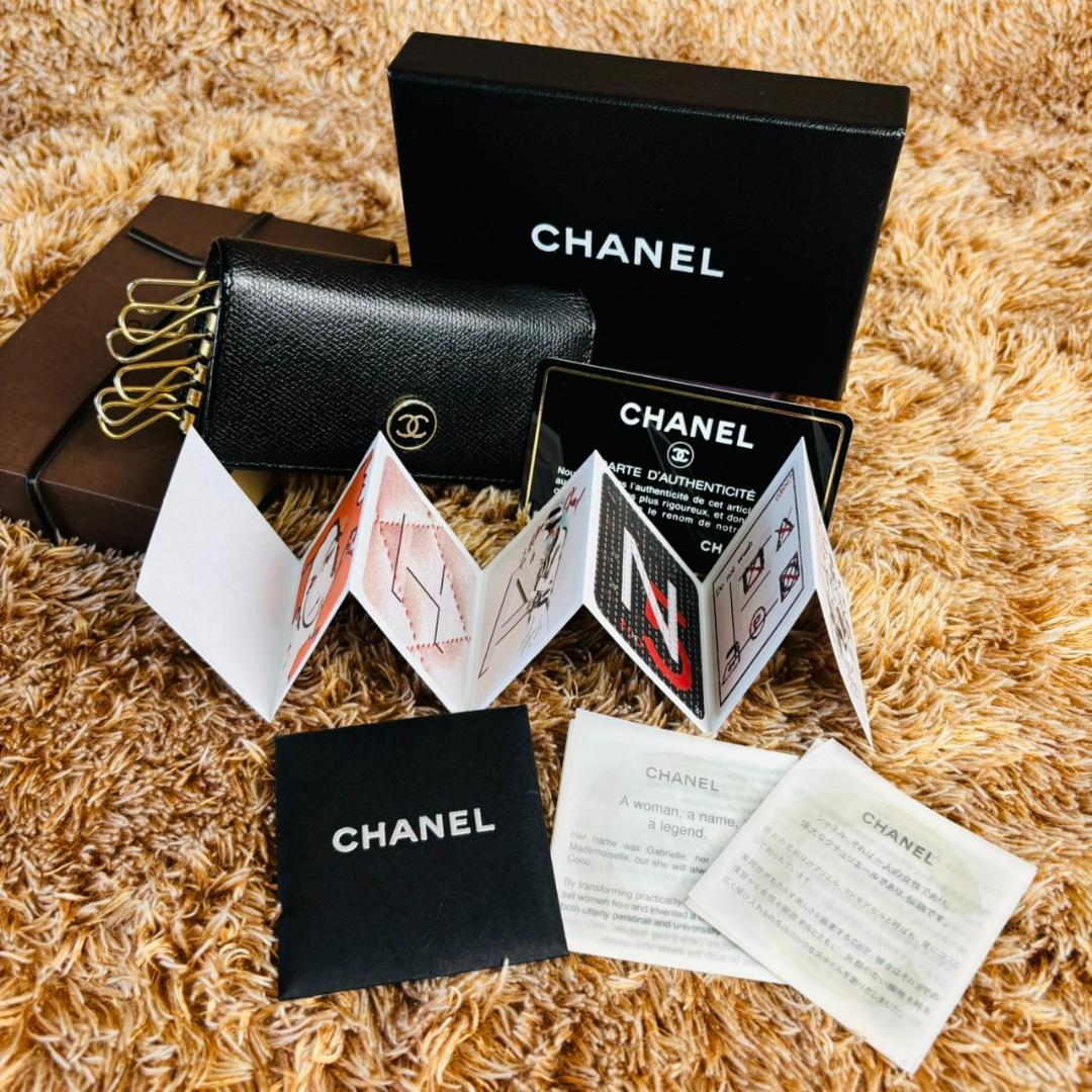 CHANEL 6連　キーケース ブラック　ココボタン　ココマーク　レザー