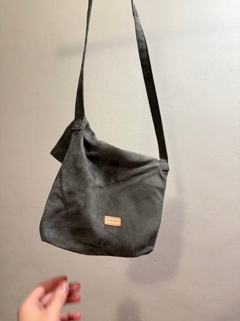 バッグ Hender Scheme pig flap shoulder bag