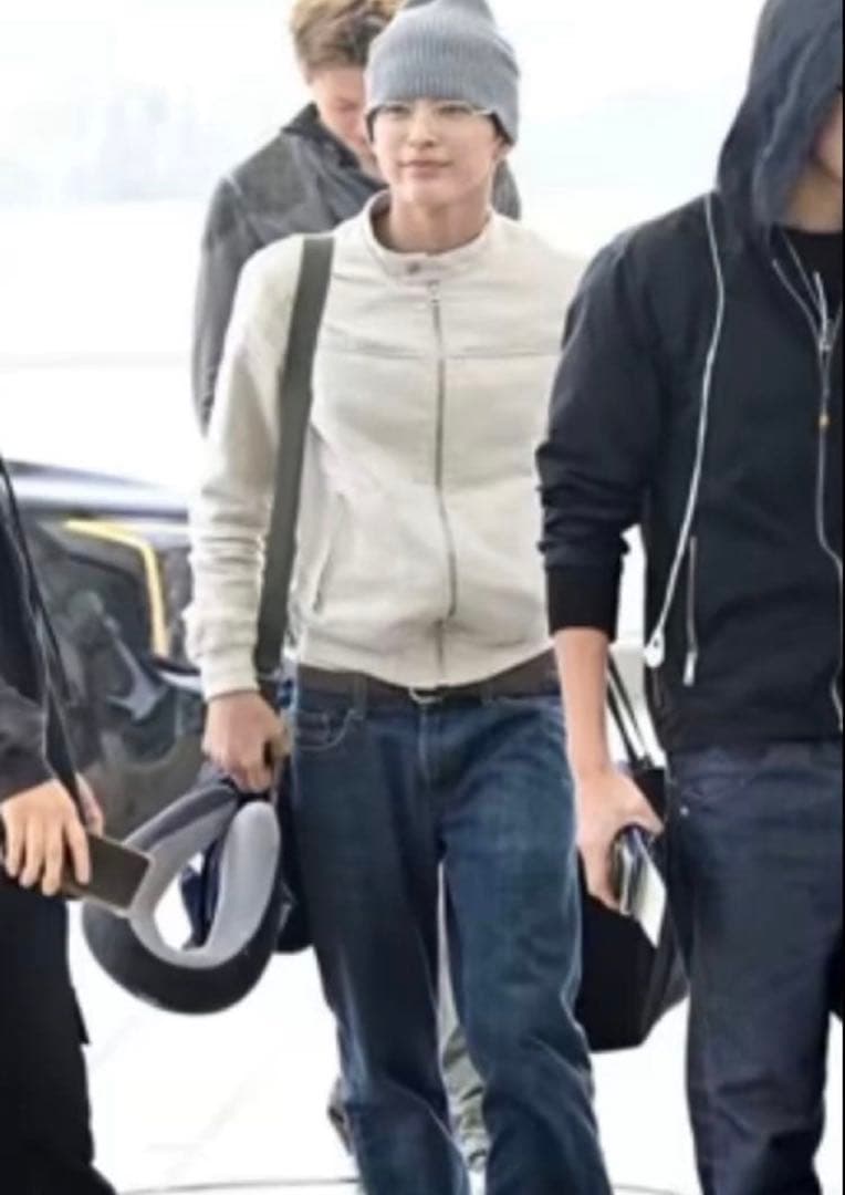 cortis KEONHO 似着用 ZARA MANザラ 麻100％ リネン - メルカリ