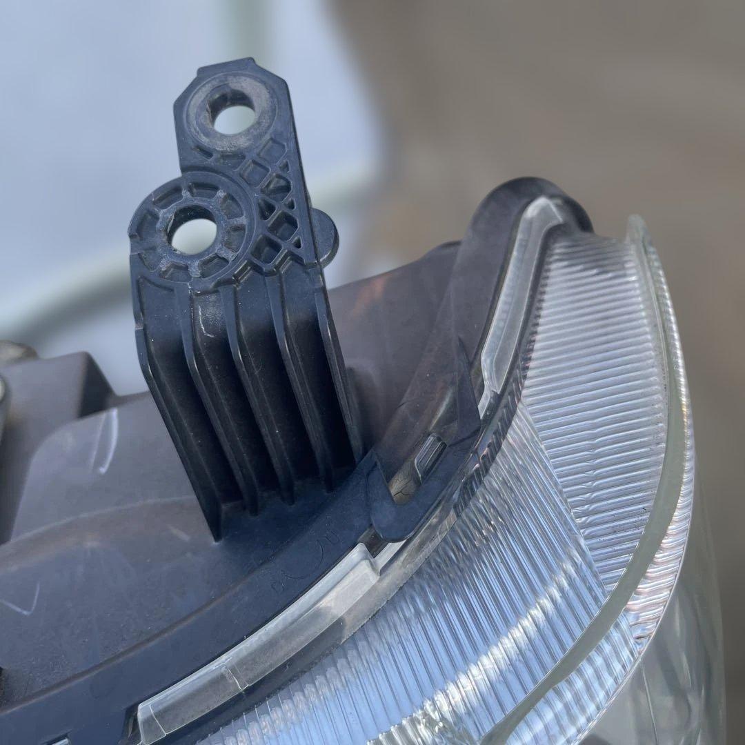 DA17Vエブリィ左中古ヘッドランプ35320-64P13 - メルカリ