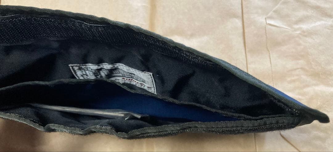 90s Subware 電車刺繍ポーチ 紺色 &ロゴ銘板 ペンケース recon - メルカリ