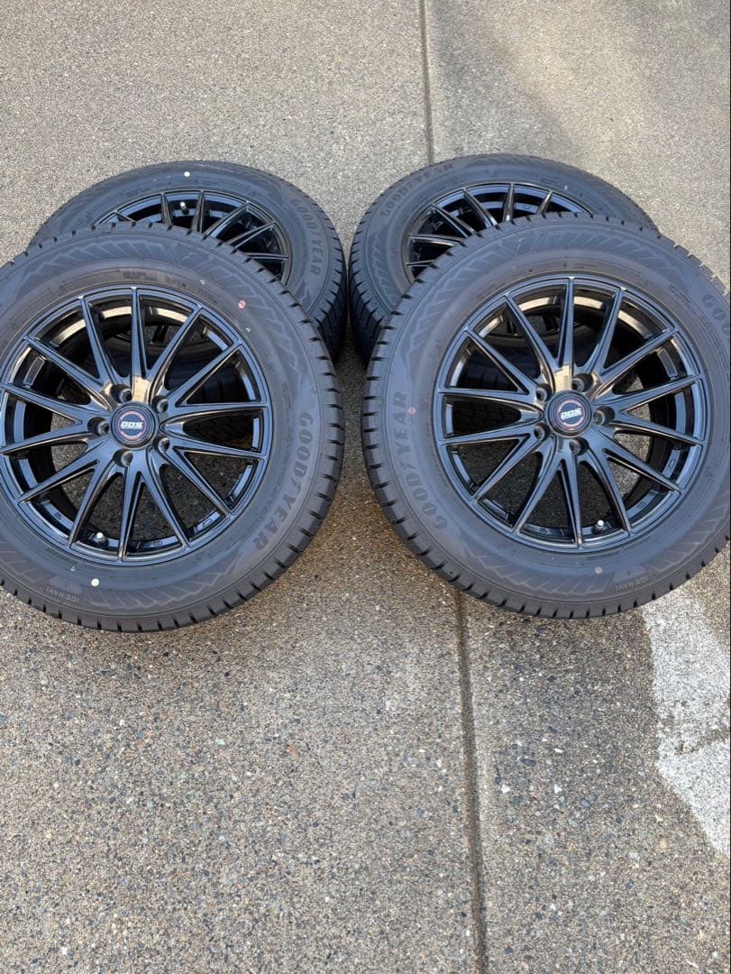 アルファード スタッドレス グッドイヤーアイスナビ8 225/60R17 グッドイヤー アイスナビ8 225/60R17 99Q | オートバックス公式通販サイト