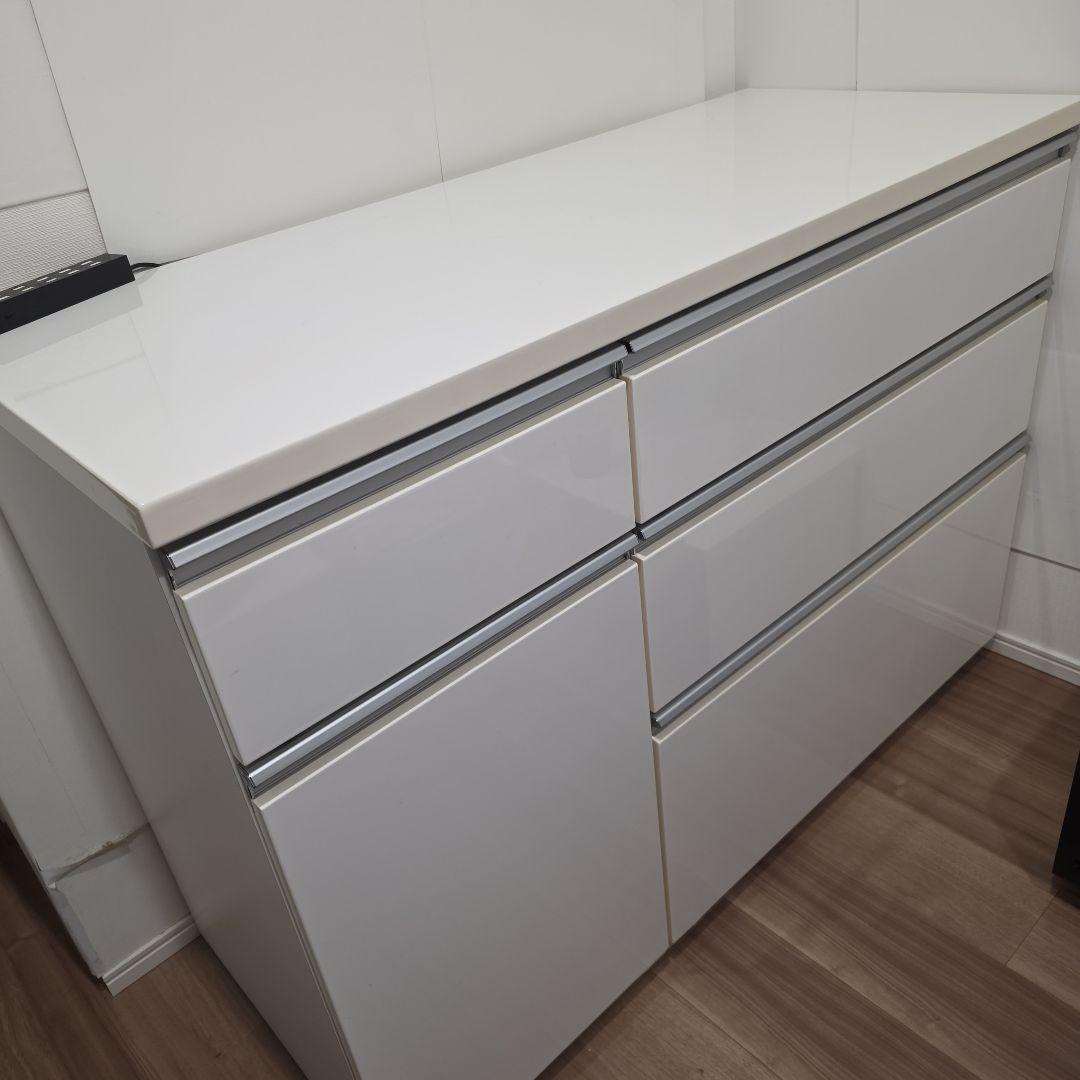 ニトリ キッチン カウンター ボード 白 食器棚 収納 インテリア 引き出し