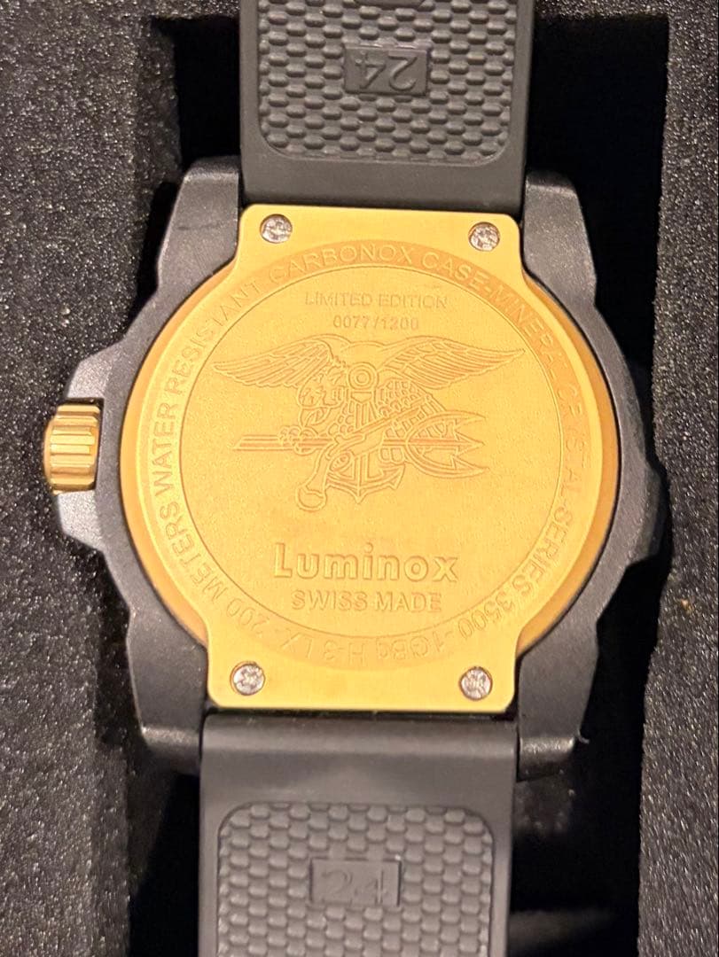 Luminox 3505.GP.SET 限定版 ゴールド文字盤 シリアルナンバー - メルカリ