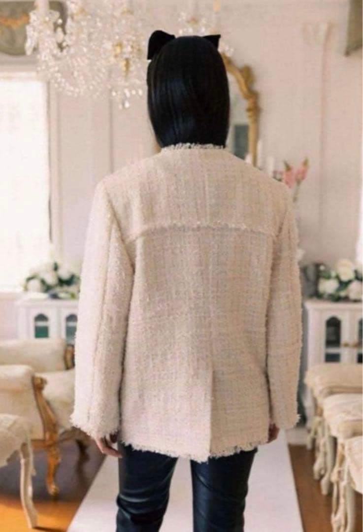 Bibiy ELISE TWEED JACKE 一度使用のみ！！ - メルカリ