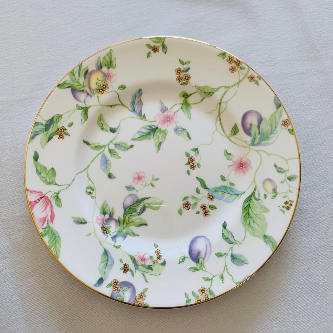 ウェッジウッド　スウィートプラム　ケーキプレート