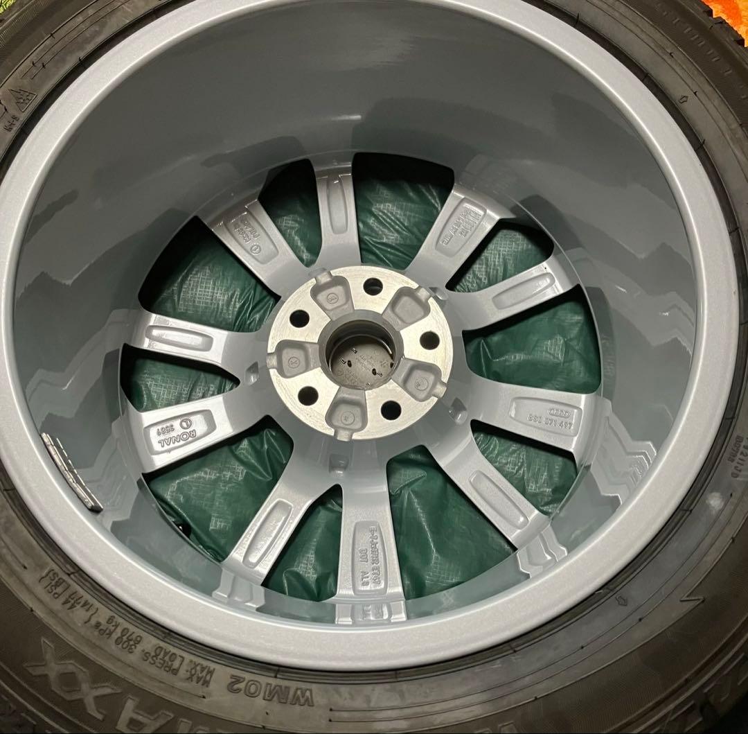 《新品同様》 アウディ純正ホイール、スタッドレスタイヤx4本