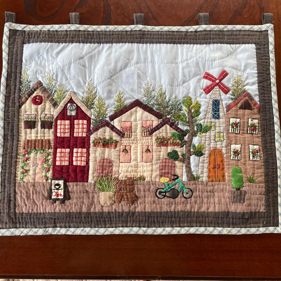 パッチワーク キルトタペストリー - メルカリ