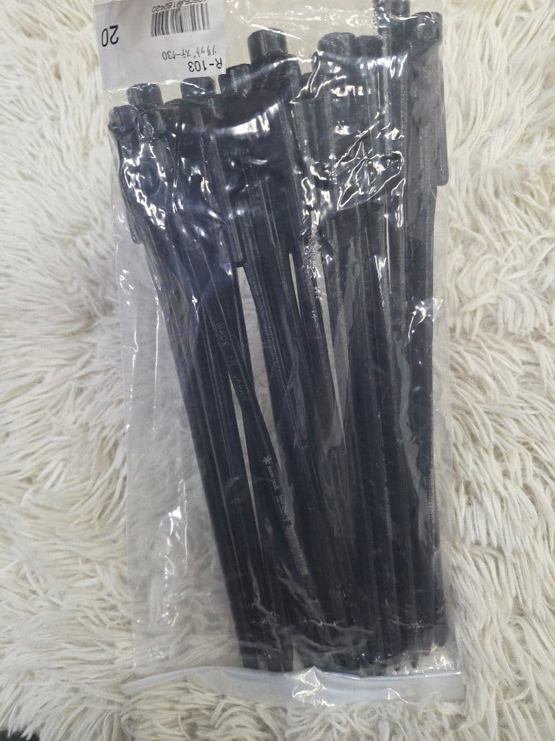 未使用　スノーピークソリッドステーク 30 R-103 ペグ20本 snow peak（スノーピーク） ペグ R-103 ソリッドステーク30 snow peak