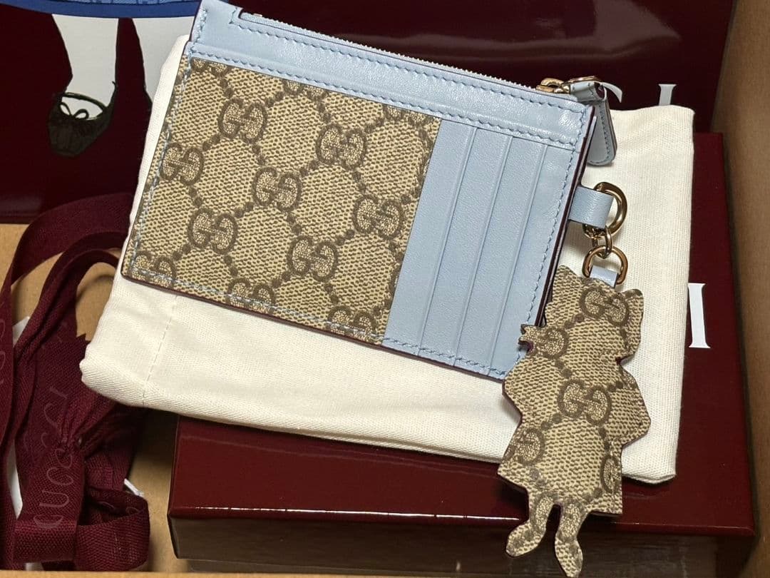 GUCCI 日本限定 ヒグチユウコ バイカラーカードケース