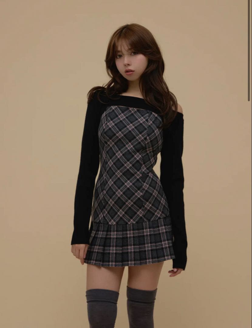andmary gray selena check mini dress - メルカリ