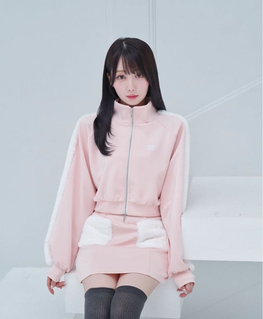 ロゼミューズ ジャージセットアップ ピンク - メルカリ