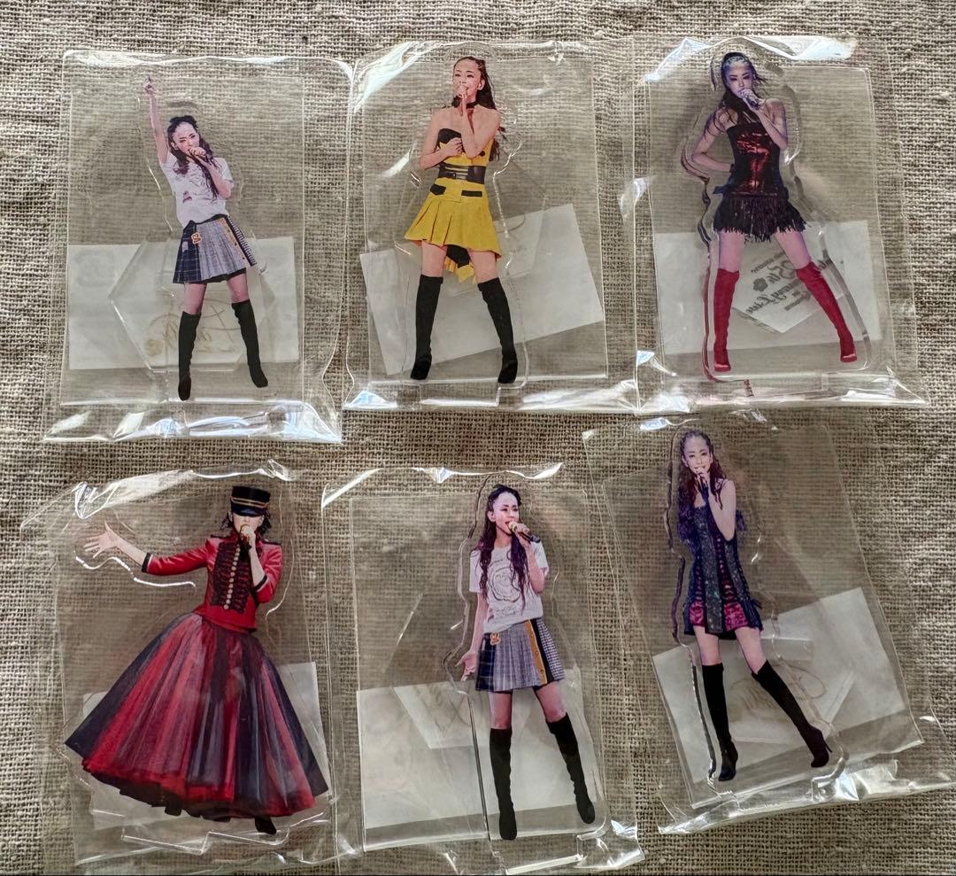 安室奈美恵ファイナルツーアクリルスタンド 6点セット - メルカリ