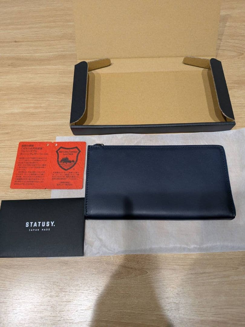 STATUSY ネイビー レザー 長財布 最小を目指した長財布 il modo （イルモード） – 革財布・革小物 STATUSY
