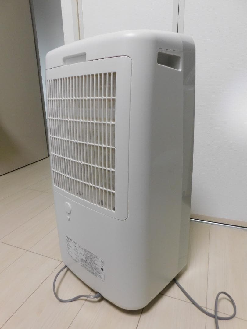 SHARP除湿機　 CV-J120W　2019年製