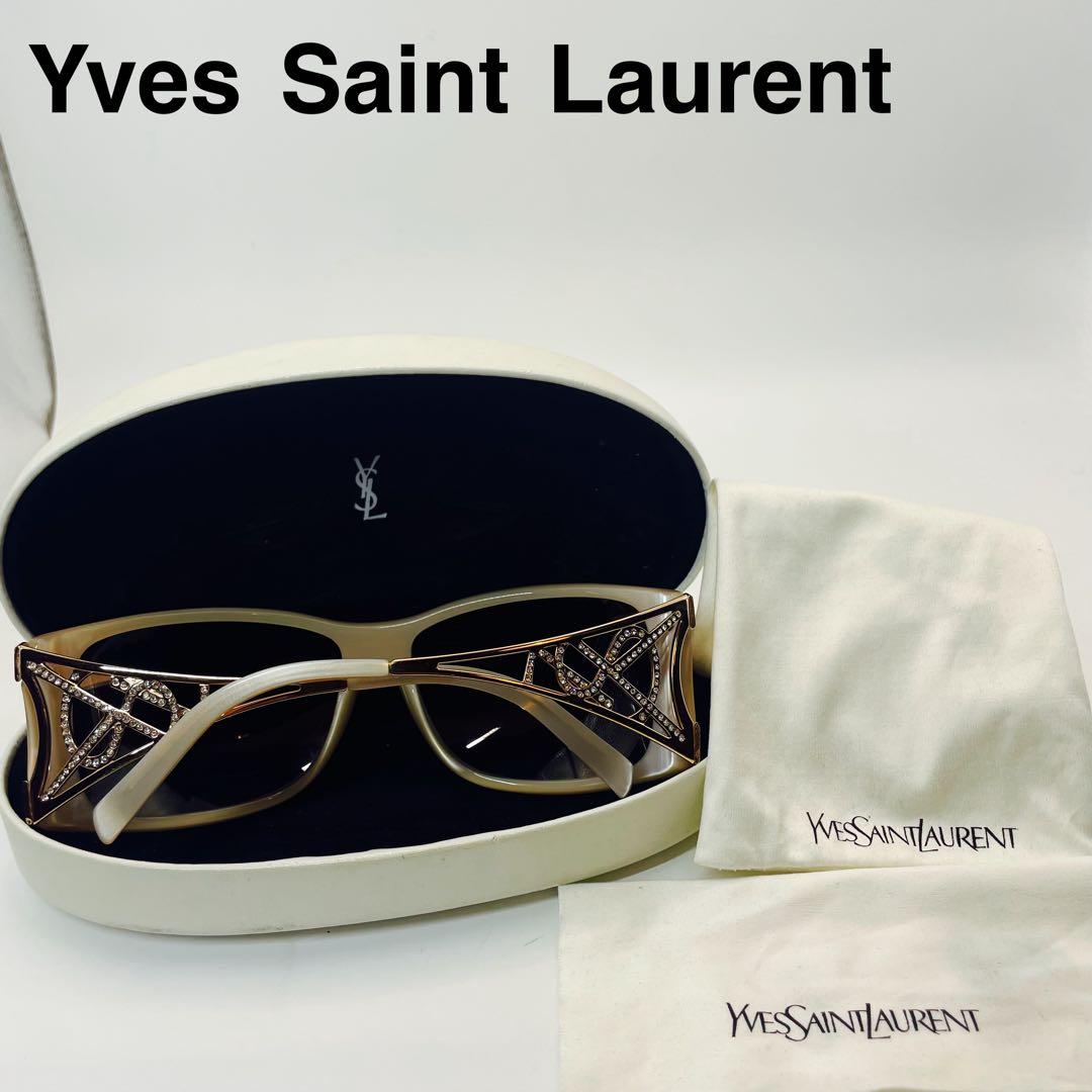 美品♡Saint Laurent ✨イヴサンローラン YSLロゴ　サングラス Saint Laurent YSLロゴ キャットアイ サングラス 関税送料込 (Saint